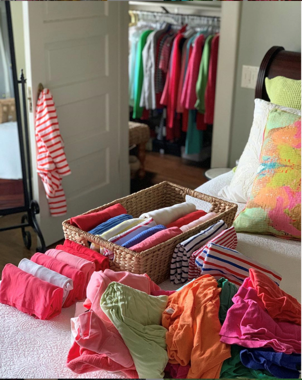 The Weekend Read✨Transforming Your Wardrobe from Winter to Spring 2025: Your House of Colour Guide